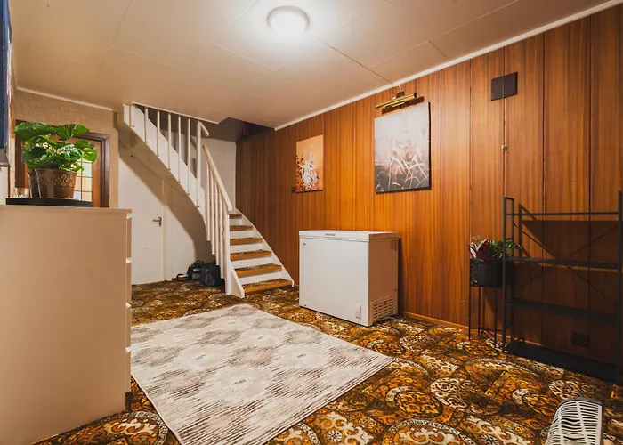 Hotel Nordic - No Parking Car-free Area *