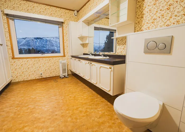 Nordic - No Parking Car-free Area Hotel Tromsø